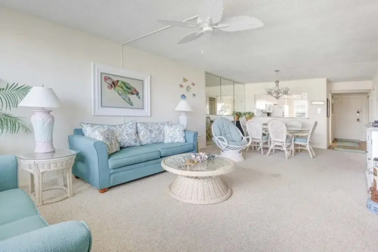 Loggerhead 424 2 Bedroom Condo by RedAwning