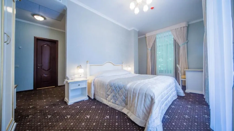 1 Bedroom Suite with balcony and with view