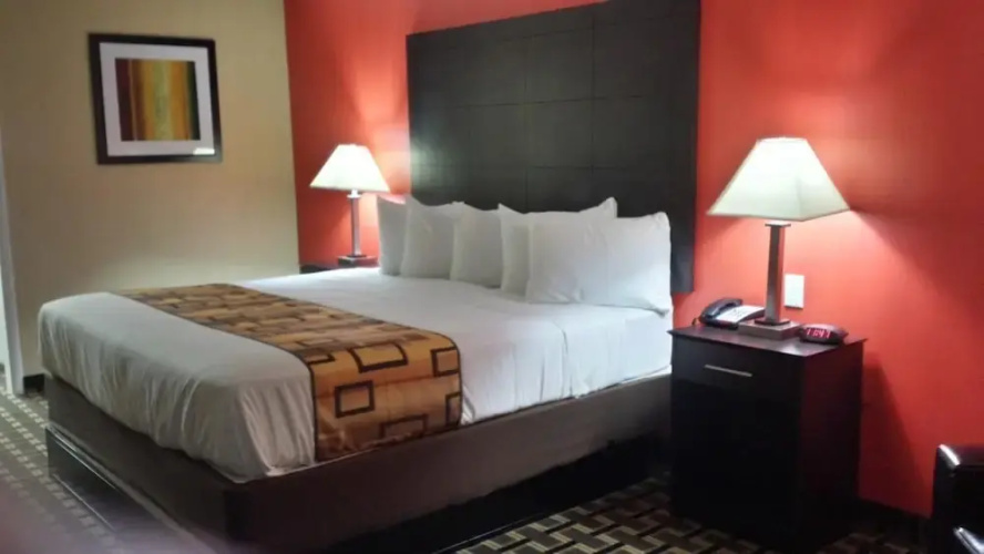 Days Inn Henryetta