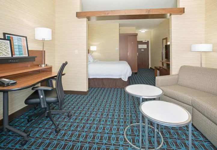 Fairfield Inn & Suites Burlington