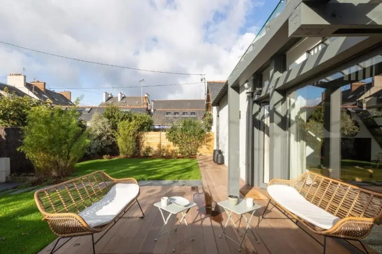 3 Bedrooms Cottage