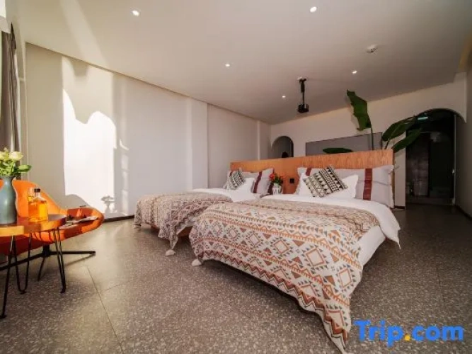 Premium Twin room with lake view