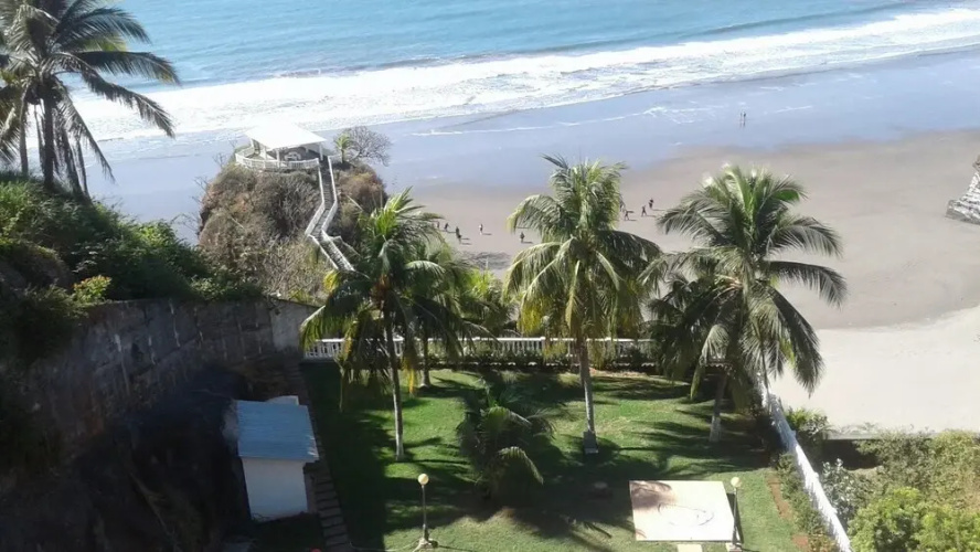 Hotel Rancho Infinito