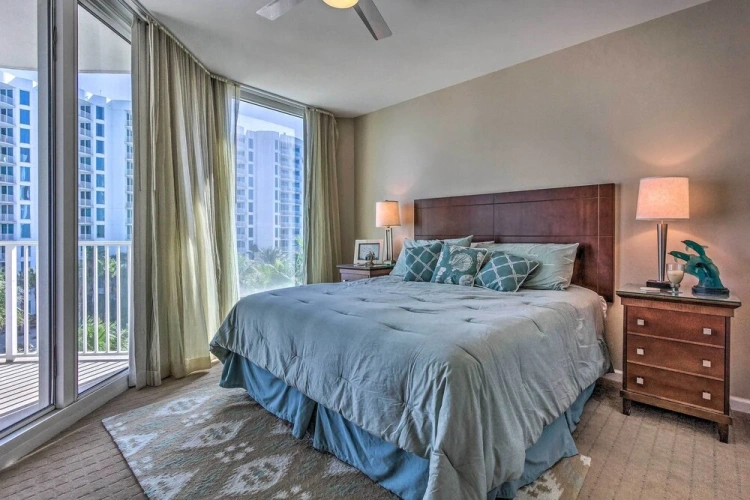 2 Bedrooms Apartment