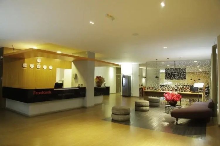 Átis Hotel