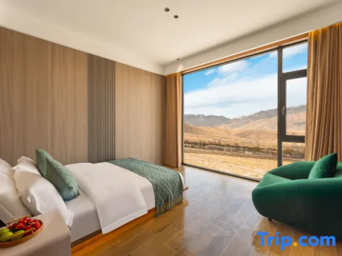 2 Bedrooms Deluxe Suite