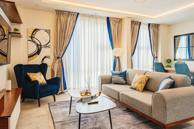 Deluxe Apartment