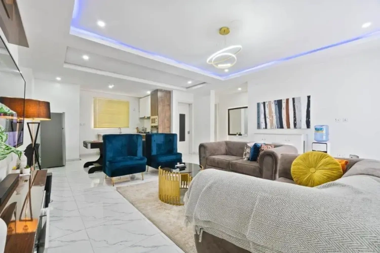 2 Bedrooms Apartment