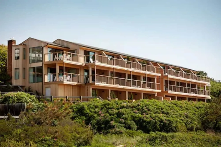 1 Bedroom Suite oceanfront