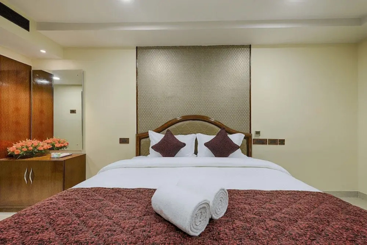 Hotel Ramraj Regency