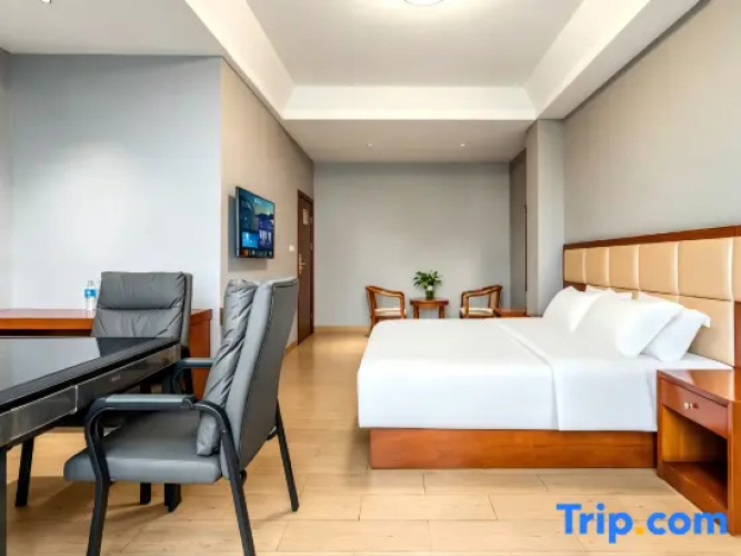 Premier room