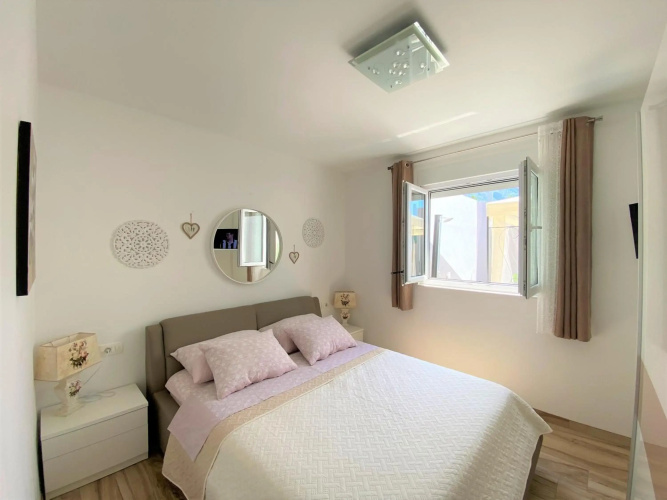 Lux Apartment Školjka