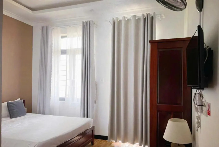 Hotel Minh Quang