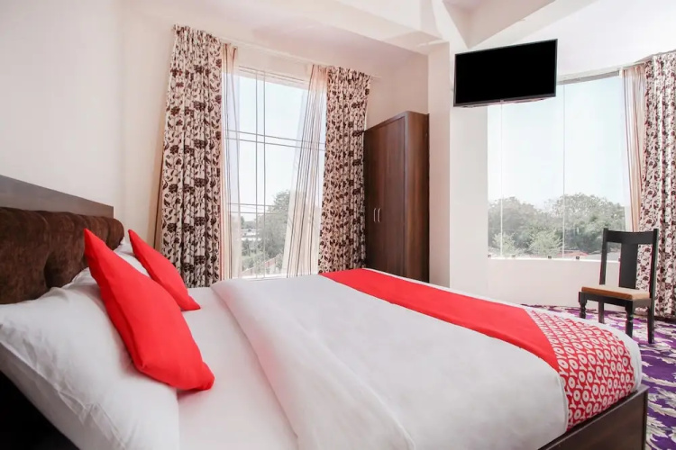 Hotel Lily Bay Prime