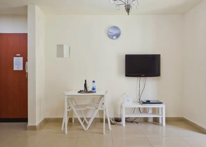 2 Bedrooms Luxury Apartment with city view