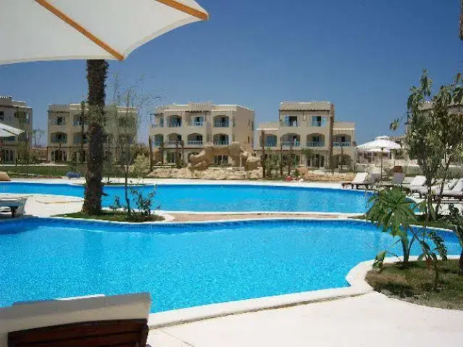 Pasadena Hotel & Resort