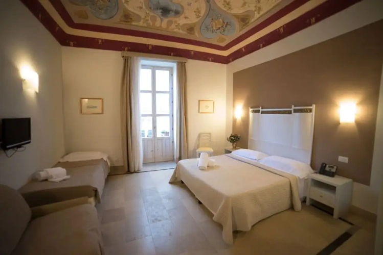 1 Bedroom Standard room with balcony
