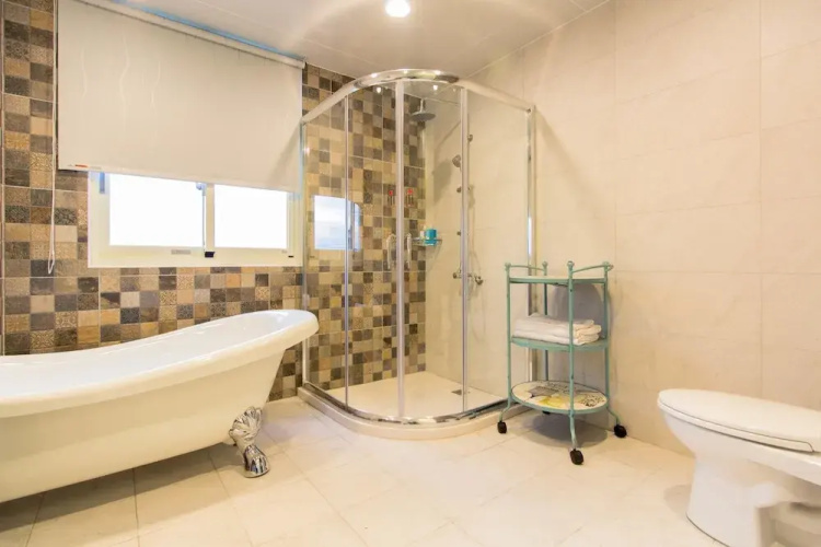 Yi Ho House B&B