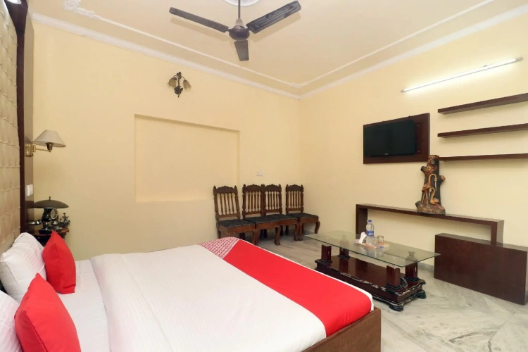 Standard Suite