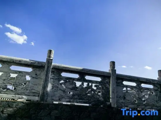 Laliyuntinglanfengminsu