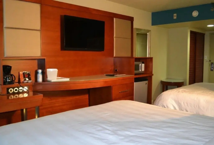 Punta Gorda Waterfront Hotel & Suites