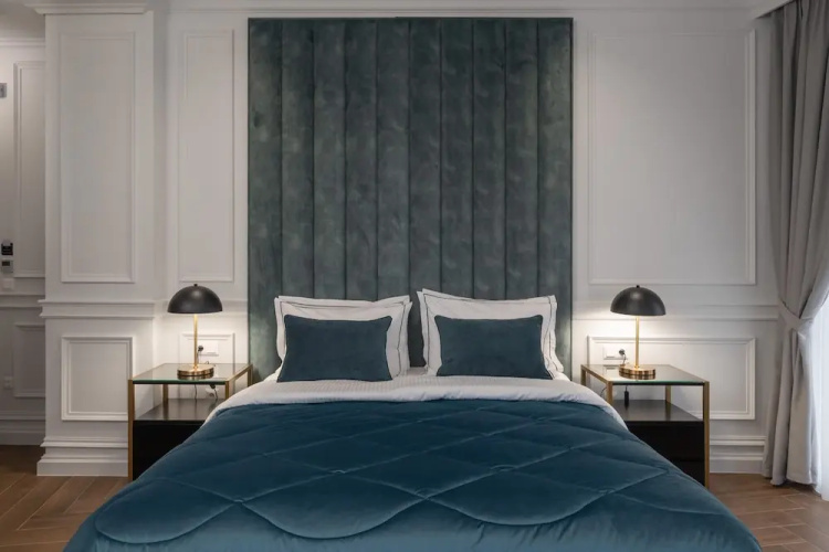 Praxitelous Luxury Suites