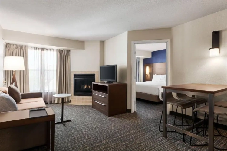 2 Bedrooms Suite