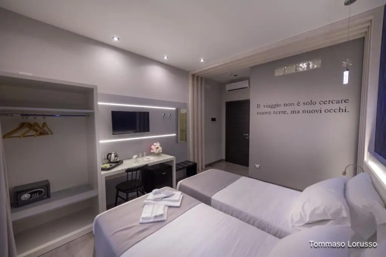 Standard Twin room