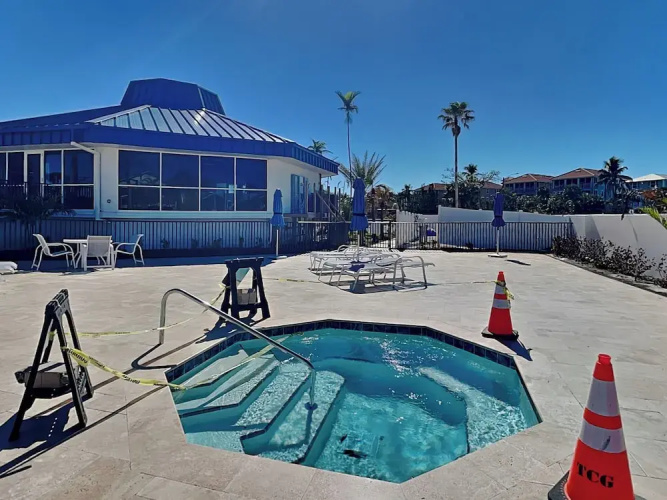 Ocean Harbor 402A