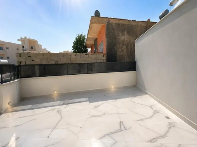 Standard Triple room with balcony