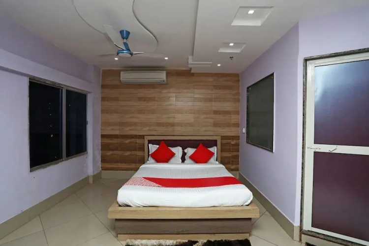 New Central By OYO Rooms