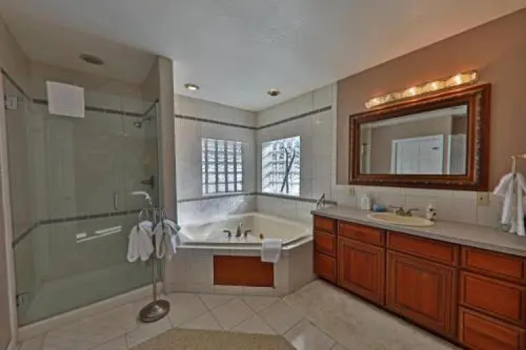 461 Balsh Home