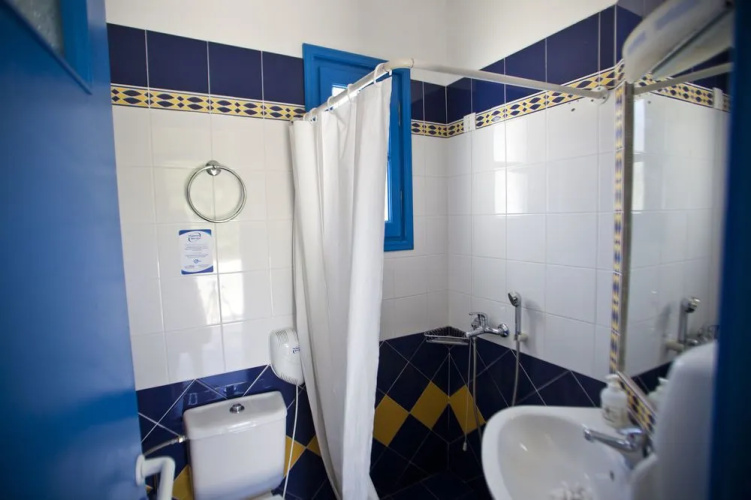 Aeraki Studios & Apartments
