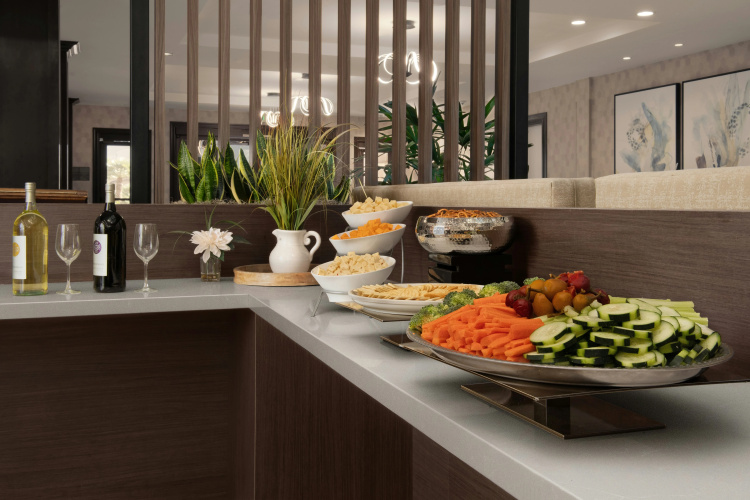 Embassy Suites by Hilton La Quinta Hotel & Spa photo 14
