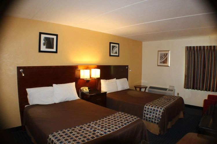 Americas Best Value Inn Geneva