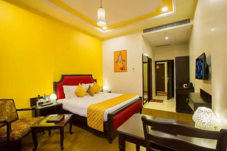 Hotel Kapish Smart-Pure Veg