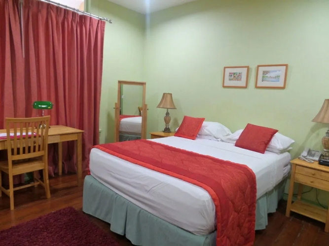Heritage Inn