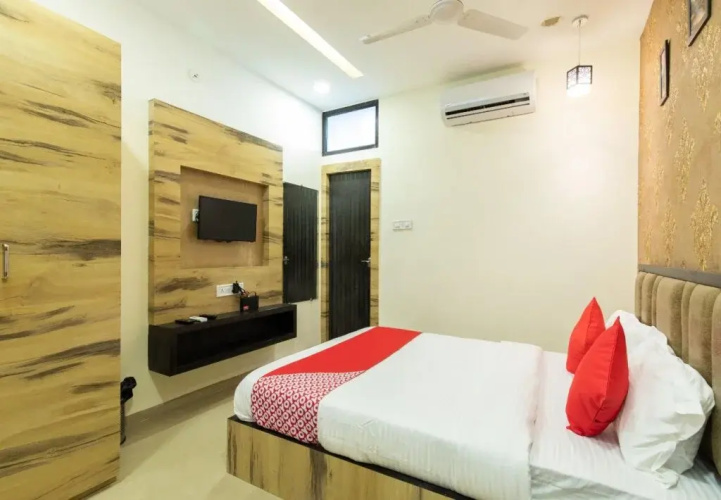 Oyo 16546 Hotel Saurabh