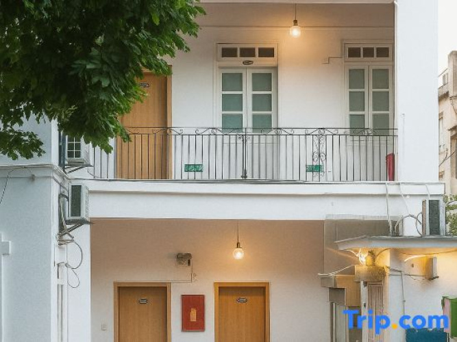 Weiwen Huaming Hostel