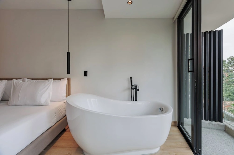 Deluxe Double room with balcony