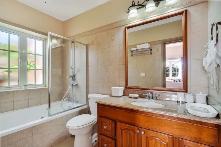 Family Suite with pool view