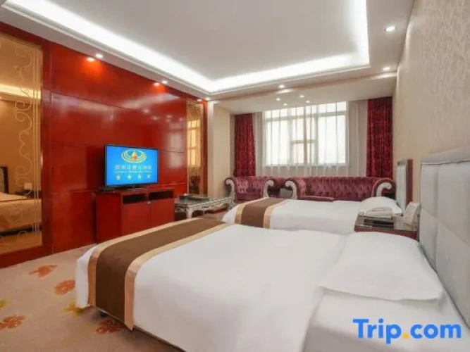 2 Bedrooms Business Family Suite