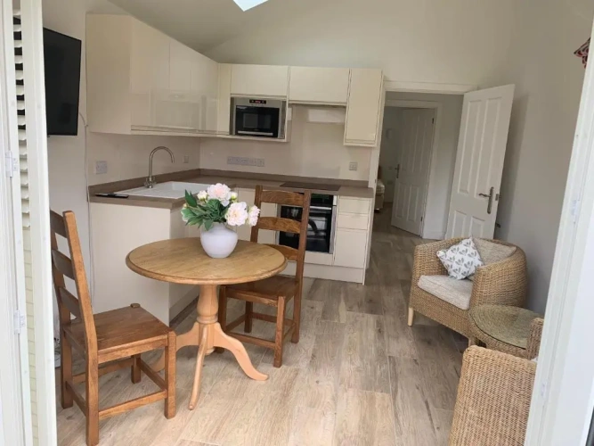 1 Bedroom Double Apartment
