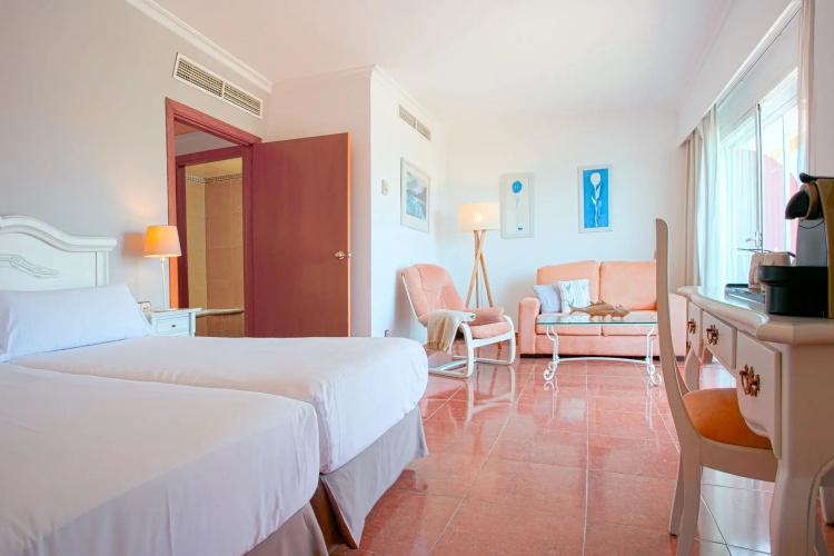 Universal Hotel Neptuno - Adults Only