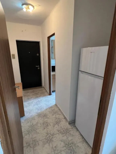 Apartment 2 camere Centru Piata 700