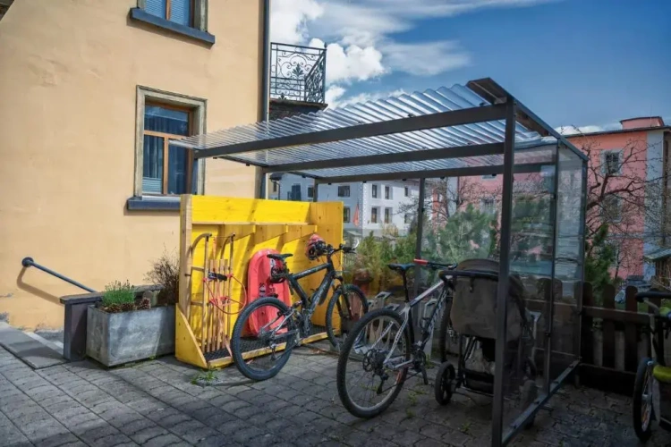 1 Bedroom Apartment