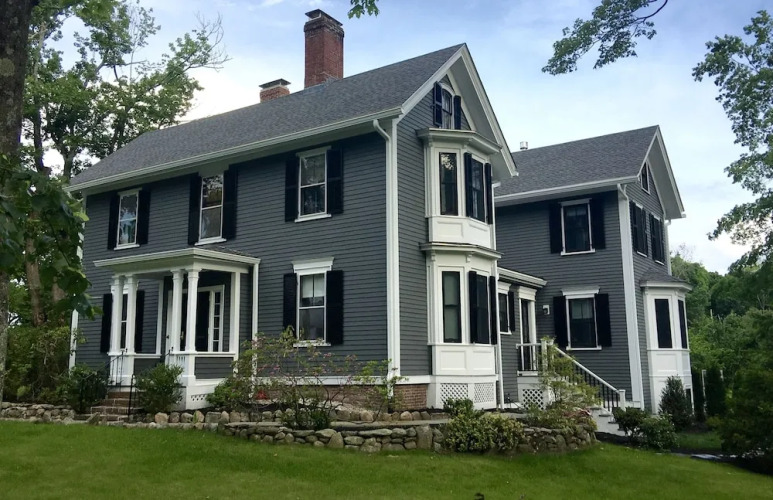 Hawthorne InnOver view