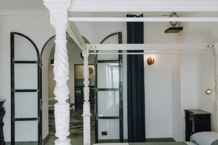 La Concha Suites