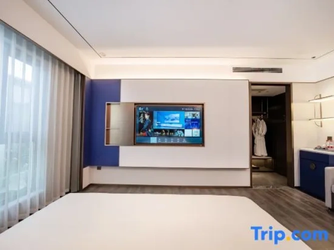 Standard Double room with view