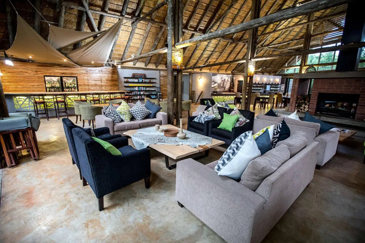 Royal Thonga Safari Lodge